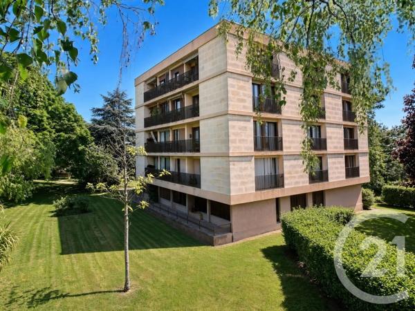 Appartement F3 à vendre  3 pièces - 61,63 m 2   FRESNES  - 94