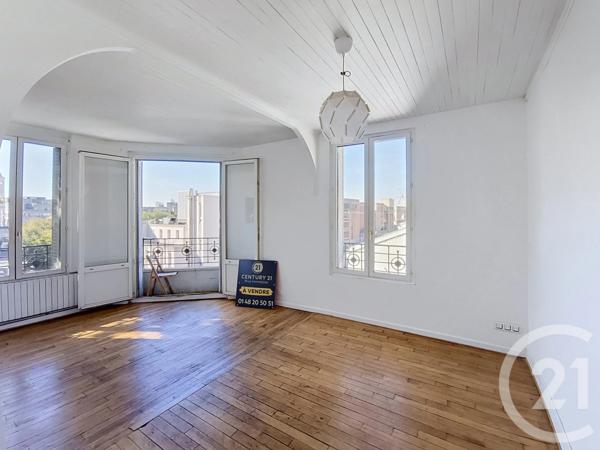 Appartement F2 à vendre  2 pièces - 42,08 m 2   ST DENIS  - 93