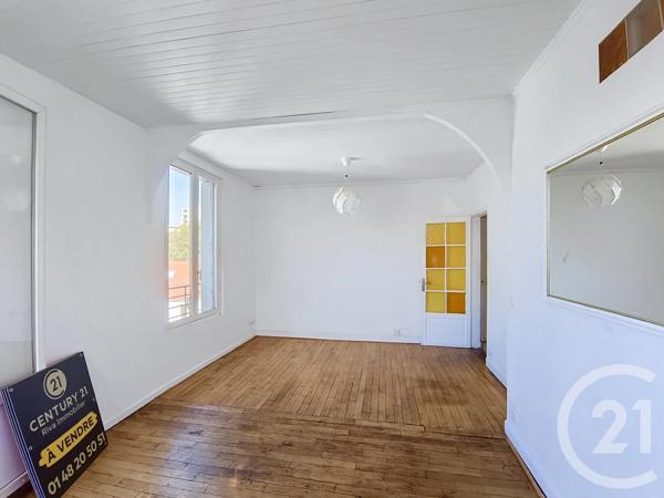 Appartement F2 à vendre  2 pièces - 42,08 m 2   ST DENIS  - 93