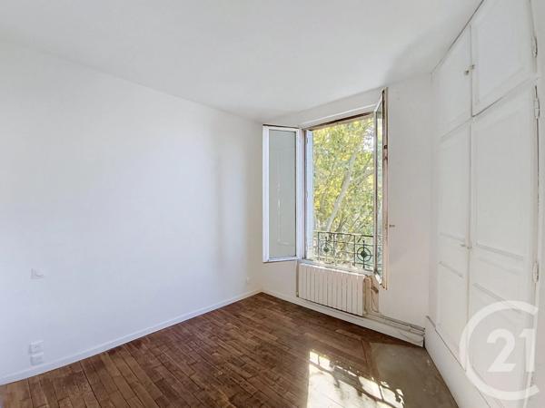 Appartement F2 à vendre  2 pièces - 42,08 m 2   ST DENIS  - 93