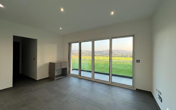 Maison à vendre    6 pièces • 182 m2 Rumilly