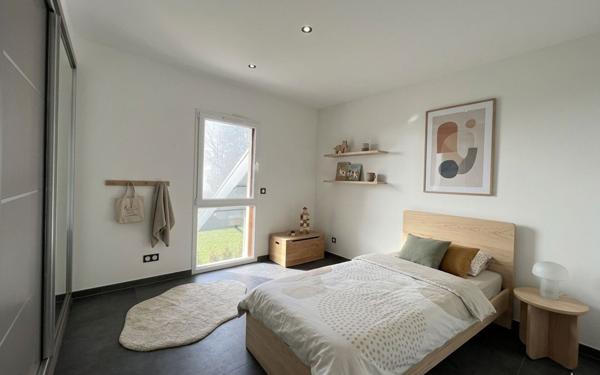 Maison à vendre    6 pièces • 182 m2 Rumilly