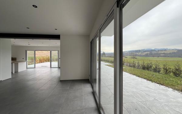 Maison à vendre    6 pièces • 182 m2 Rumilly