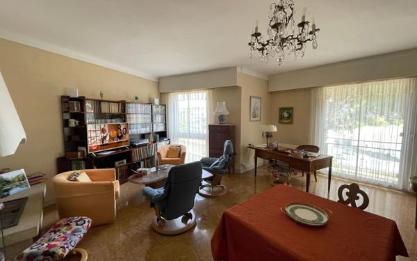 Appartement à vendre    3 pièces •  Avignon