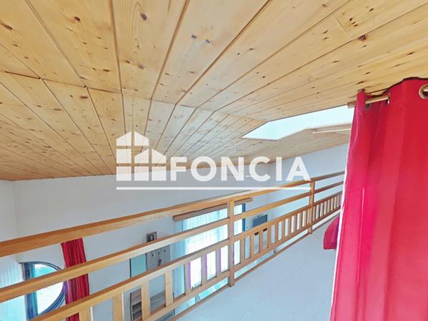 Location Studio meublé 23.65 m² - 10 RUE VAUX DE FOLETIER La Rochelle 17000