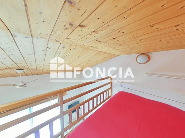 Location Studio meublé 23.65 m² - 10 RUE VAUX DE FOLETIER La Rochelle 17000