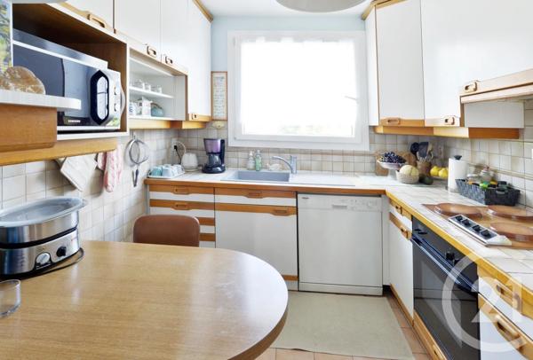 Appartement F3 à vendre  3 pièces - 71,40 m 2   CROSNE  - 91