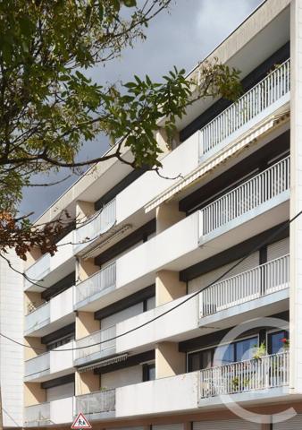 Appartement F3 à vendre  3 pièces - 71,40 m 2   CROSNE  - 91