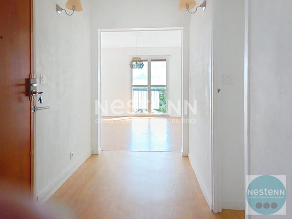 Blois - Quartier administratif - Bel appartement T3 avec balcon - 4ème étage avec ascenseur