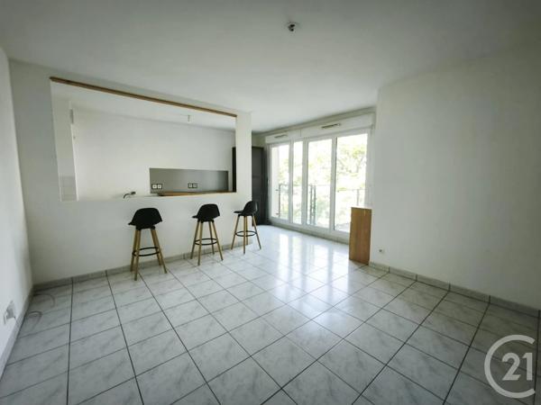 Appartement F2 à vendre  2 pièces - 45 m 2   TOURS  - 37