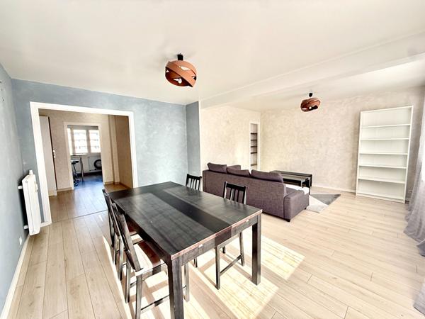 À LOUER BEL APPARTEMENT 3 PIECES 61,45M2 AVEC BALCON - DIJON JOUVENCE / MONTCHAPET