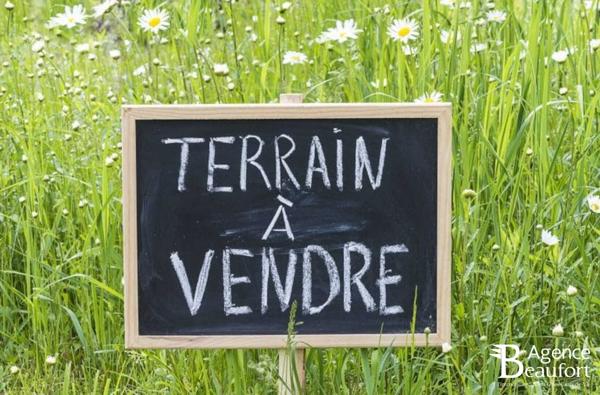 Terrain viabilisé 439 m² – Brem Sur Mer