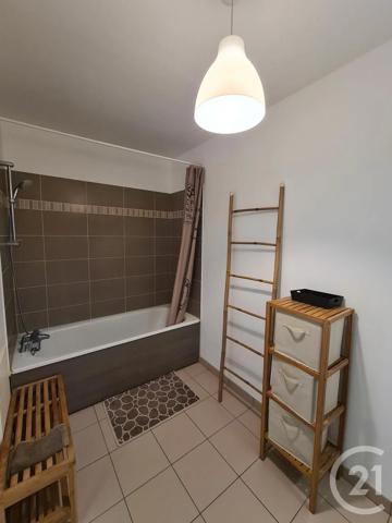 Appartement F3 à vendre  3 pièces - 60,19 m 2   EVRY  - 91