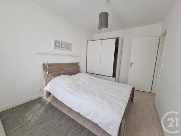 Appartement F3 à vendre  3 pièces - 60,19 m 2   EVRY  - 91