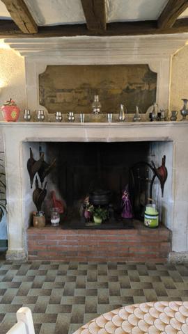 Longère en pierre au coeur du vignoble du Layon