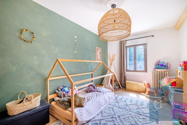 Maison 5 pièce(s) 4 chambre(s) 280 m²
