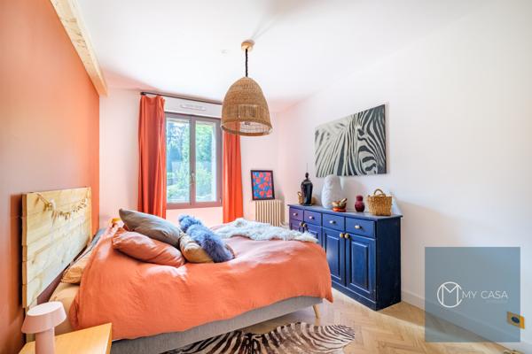 Maison 5 pièce(s) 4 chambre(s) 280 m²
