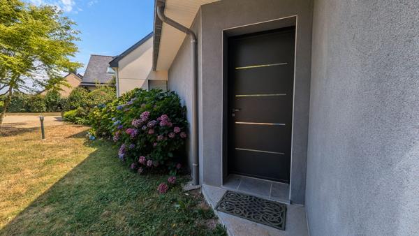 Ploërmel – La Généreuse et Intime Maison d’Architecte (260 m²) Parc & Piscine Plein Sud