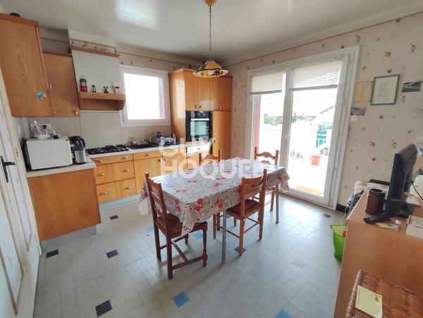 Charmante maison des années 1960 idéalement située .