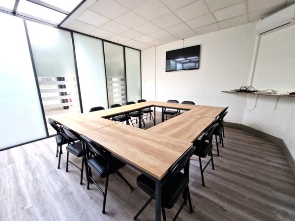Dpt Alpes Maritimes (06), à louer, CAGNES SUR MER, Bureaux, 56 m²