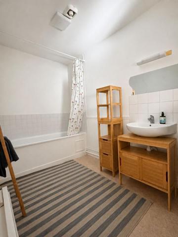 14100 Lisieux Appartement 59 m² + 36 m² de potentiel 129 000 Euros