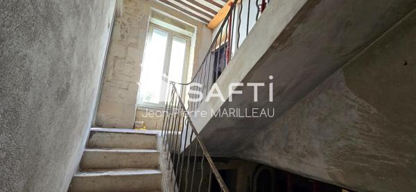 Magnifique maison de ville pour rénovation globale