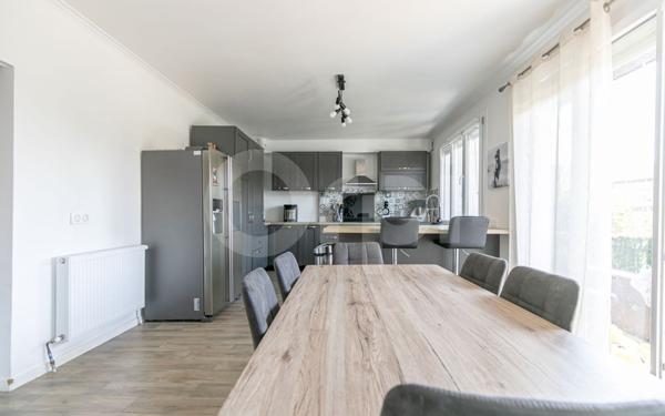 Appartement à vendre    4 pièces • 79,20 m2 Ormesson-sur-Marne