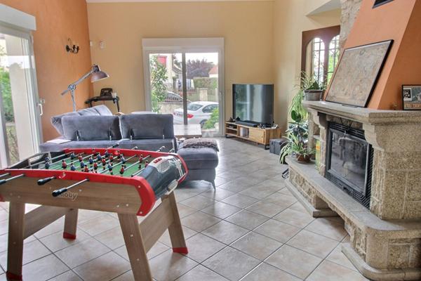 Maison Vernouillet 8 pièce(s) 180 m2 €594 000 ** - Référence 854