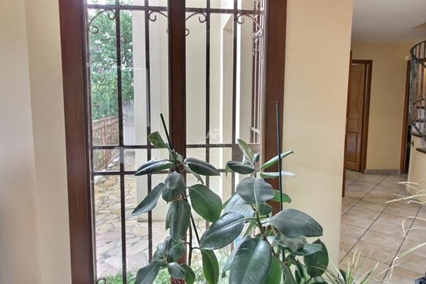 Maison Vernouillet 8 pièce(s) 180 m2 €594 000 ** - Référence 854