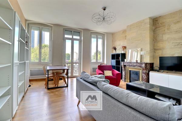 BORDEAUX Croix Blanche / Judaïque - à vendre appartement avec 1 chambre dans un immeuble en pierre
