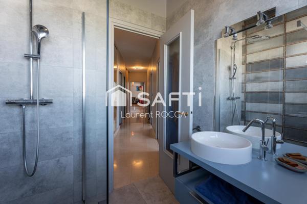 Dernier étage d’exception avec terrasse panoramique au cœur de Chambéry