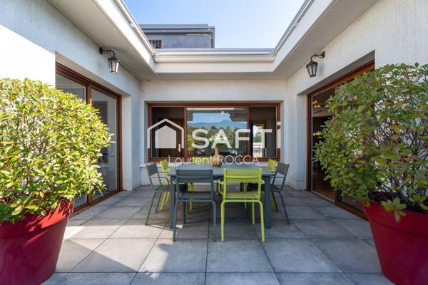 Dernier étage d’exception avec terrasse panoramique au cœur de Chambéry