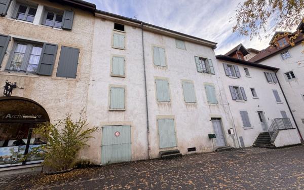 Maison à vendre    4 pièces •  Crémieu