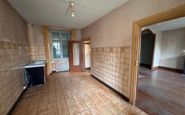 Maison à vendre    4 pièces •  Crémieu