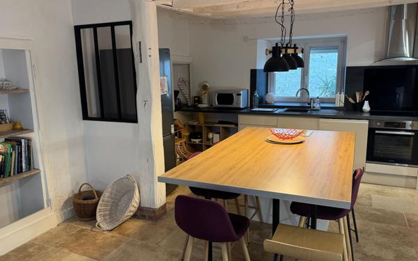 Maison à vendre    4 pièces •  Beaumont-les-Autels