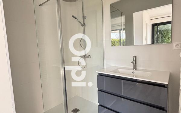 Maison à vendre    4 pièces •  Breuillet