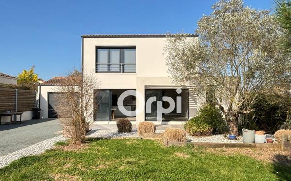 Maison à vendre    4 pièces •  Breuillet