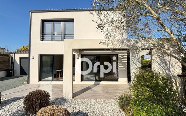 Maison à vendre    4 pièces •  Breuillet