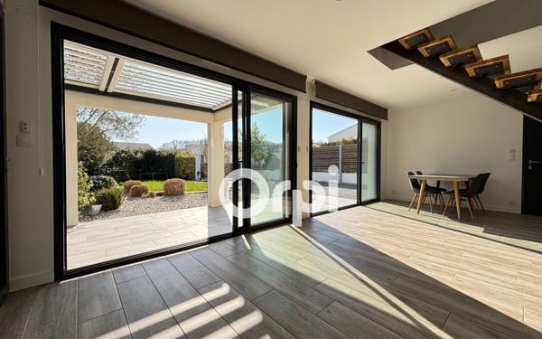 Maison à vendre    4 pièces •  Breuillet