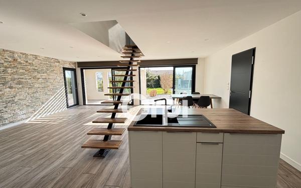 Maison à vendre    4 pièces •  Breuillet