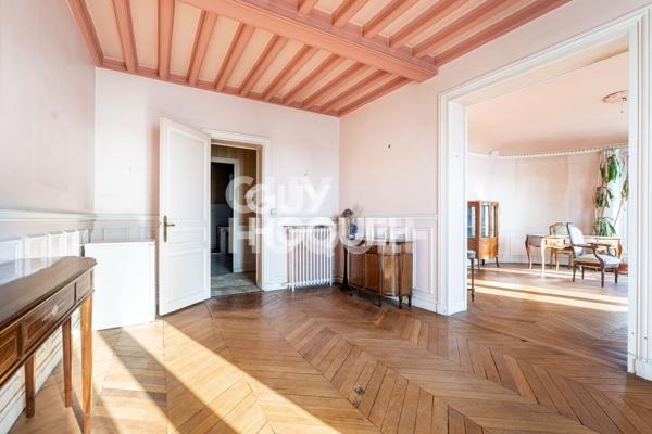 Appartement à vendre de 5 pièces de 143 m²