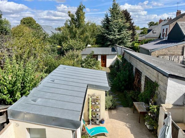 Maison à vendre 2 chambres, plus studio 4 pièces au total SAINT CYR SUR LOIRE (37)