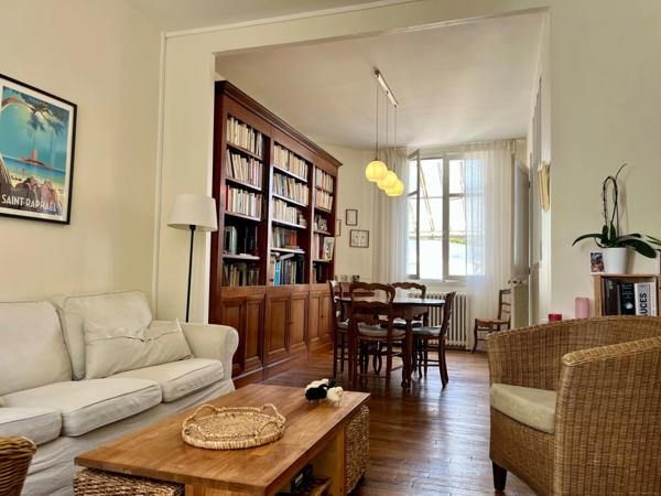 Maison à vendre 2 chambres, plus studio 4 pièces au total SAINT CYR SUR LOIRE (37)