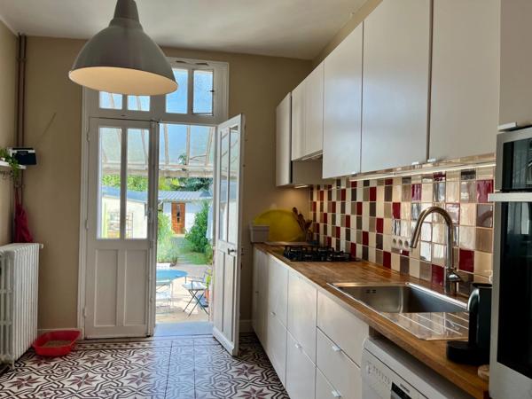 Maison à vendre 2 chambres, plus studio 4 pièces au total SAINT CYR SUR LOIRE (37)