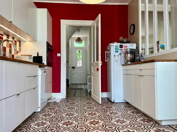 Maison à vendre 2 chambres, plus studio 4 pièces au total SAINT CYR SUR LOIRE (37)