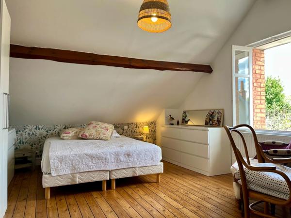 Maison à vendre 2 chambres, plus studio 4 pièces au total SAINT CYR SUR LOIRE (37)