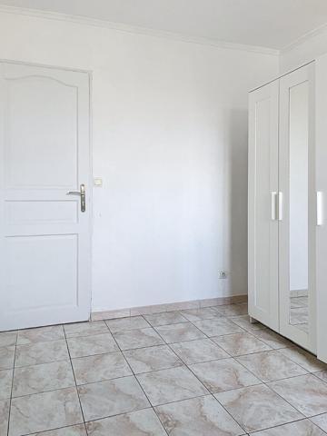 Lumineux appartement 4 pièces à Marseille, quartier Michelet 13009