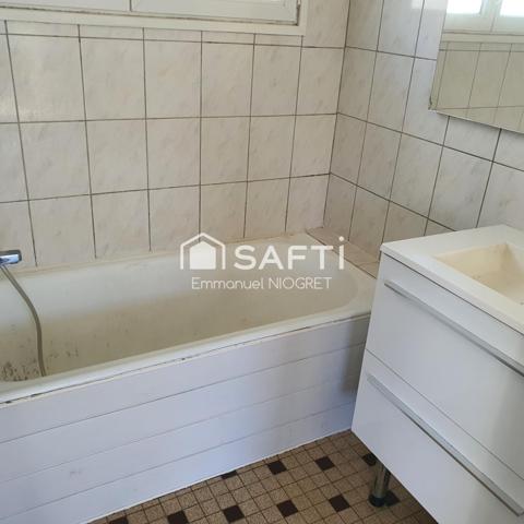 Maison de 45 m² sur un terrain de 539 m²