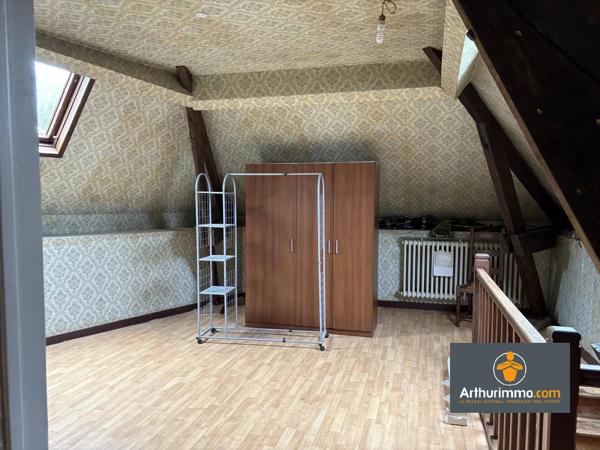 Vente                                                      Maison de village
                        
                     6 pièces                      190 m2                     à Longueval-Barbonval