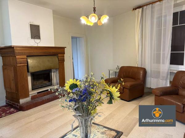 Vente                                                      Maison de village
                        
                     6 pièces                      190 m2                     à Longueval-Barbonval